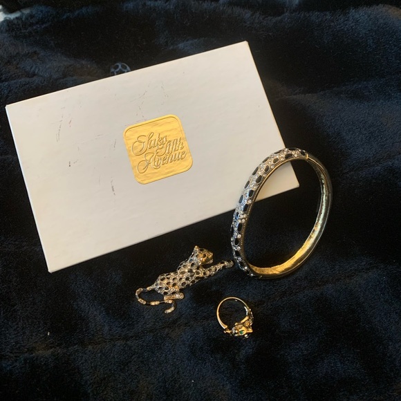 Vintage Panther Cheetah bangle bracelet,ring & pin. Gold black enamel & crystals - Picture 3 of 11